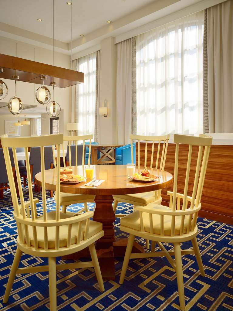 Sonesta Es Suites Tucson Restoran gambar